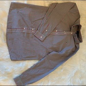 Boys vineyard vines button down shirt